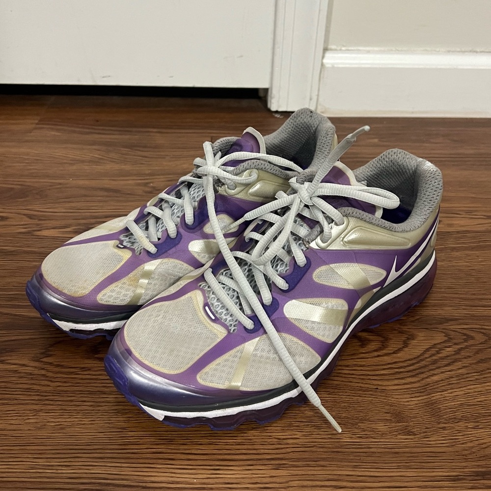 Nike Air Max White & Purple Sneakers Size 8.5 US